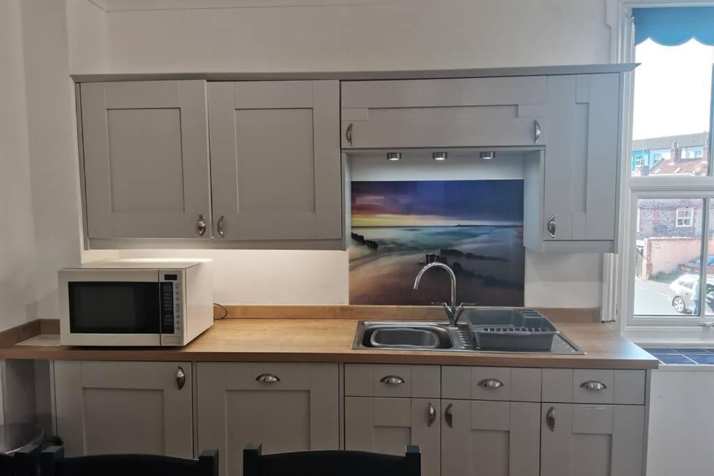 Bernards Hideout Apartman Cromer Kültér fotó