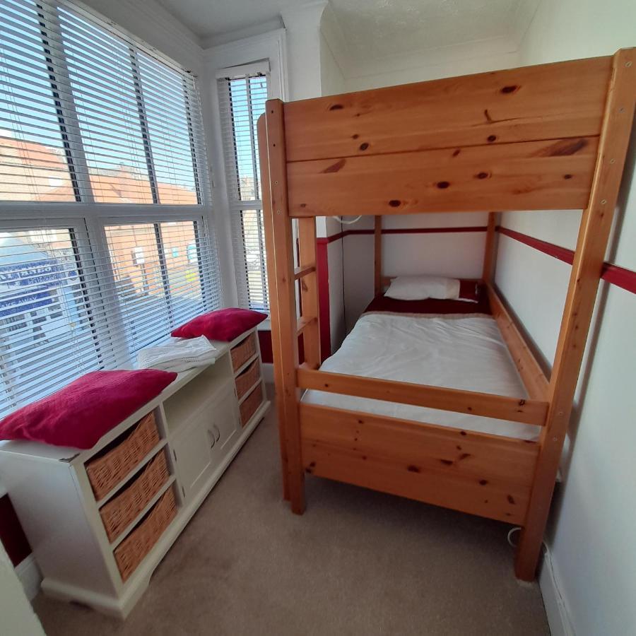 Bernards Hideout Apartman Cromer Kültér fotó