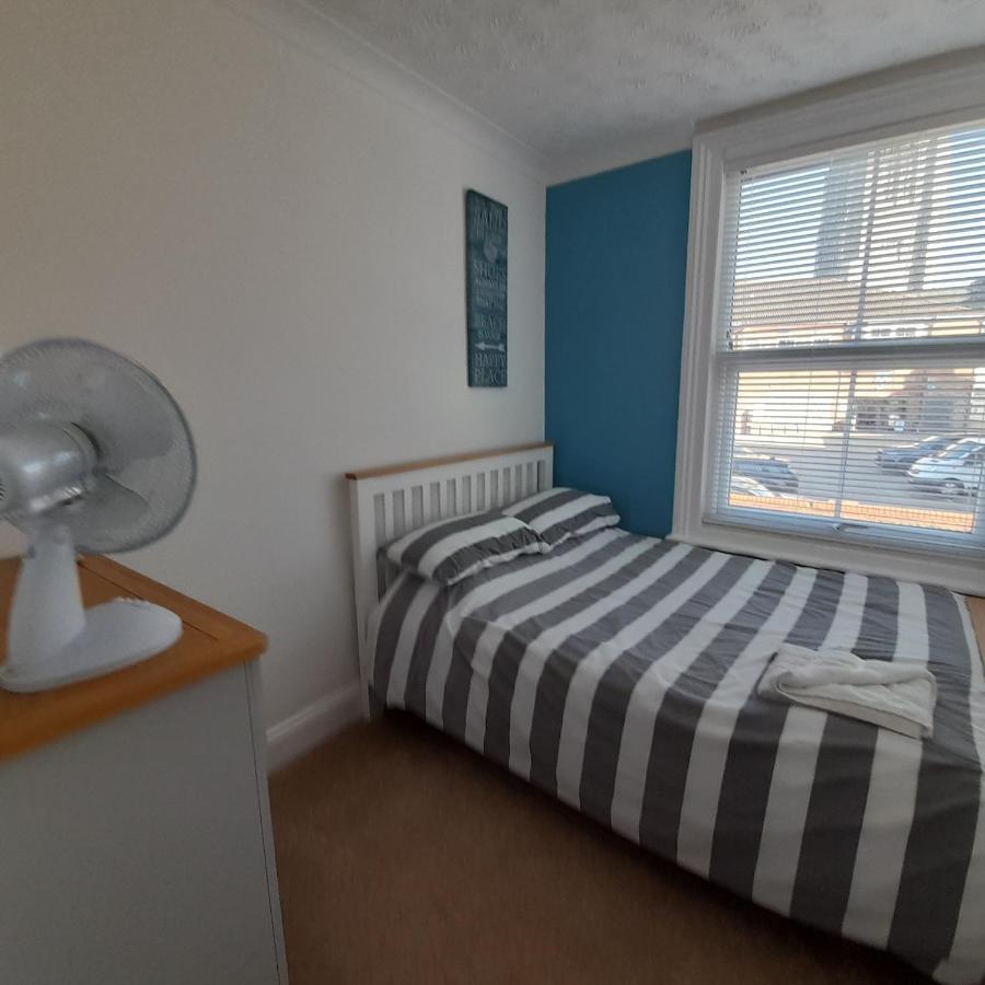 Bernards Hideout Apartman Cromer Kültér fotó